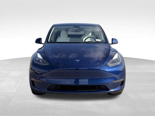 Deep Blue Metallic 2024 Tesla Model Y Long Range
