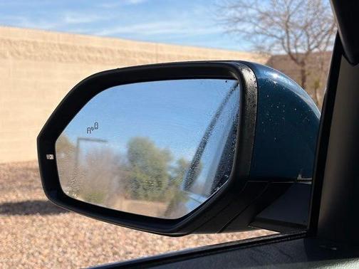 2023 Volkswagen Atlas 3.6L SE w/Technology