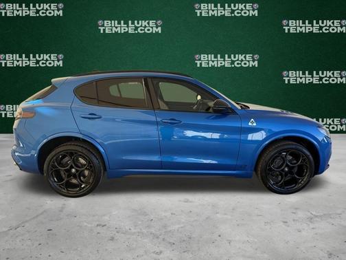 2024 Alfa Romeo Stelvio Quadrifoglio