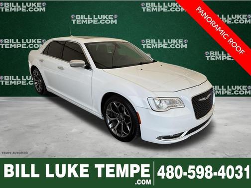 Bright White Clearcoat 2019 Chrysler 300 Limited