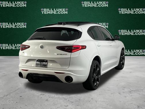 2023 Alfa Romeo Stelvio Veloce