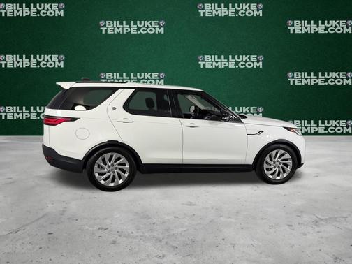 Fuji White 2024 Land Rover Discovery P300 S