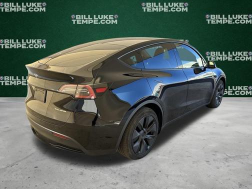 2025 Tesla Model Y Long Range