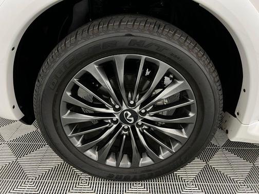 2024 INFINITI QX80 PREMIUM SELECT