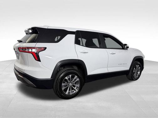 Summit White 2026 Chevrolet Equinox LT