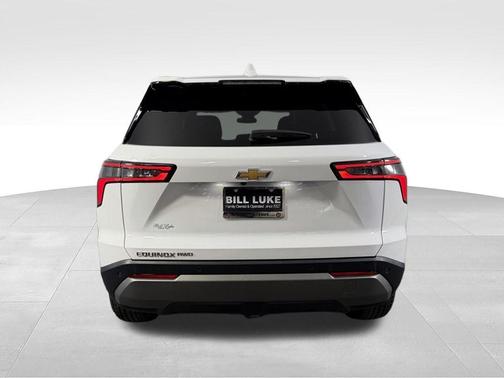 Summit White 2026 Chevrolet Equinox LT