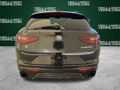 2022 Alfa Romeo Stelvio Veloce