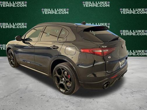 2022 Alfa Romeo Stelvio Veloce