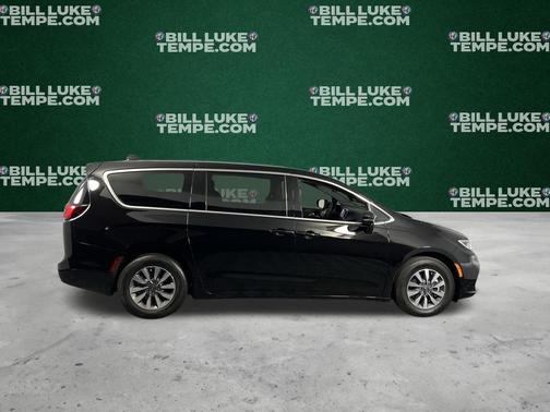2025 Chrysler Pacifica Hybrid Select