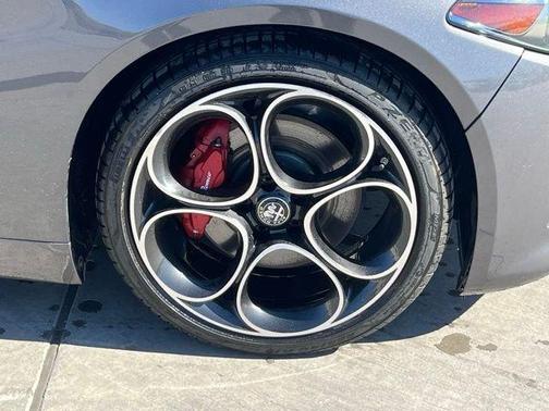 2023 Alfa Romeo Giulia Veloce