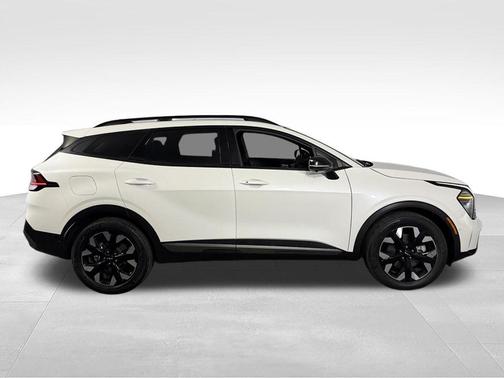 Snow White Pearl 2023 Kia Sportage Plug-In Hybrid X-Line Prestige