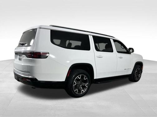 Bright White Clearcoat 2023 Jeep Wagoneer L Series III