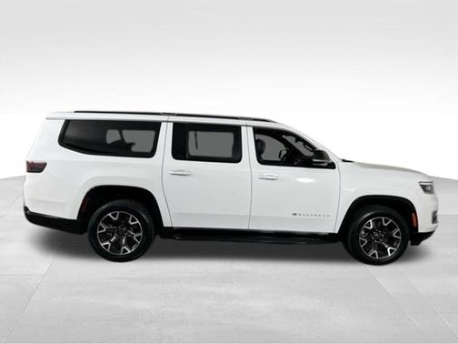 Bright White Clearcoat 2023 Jeep Wagoneer L Series III