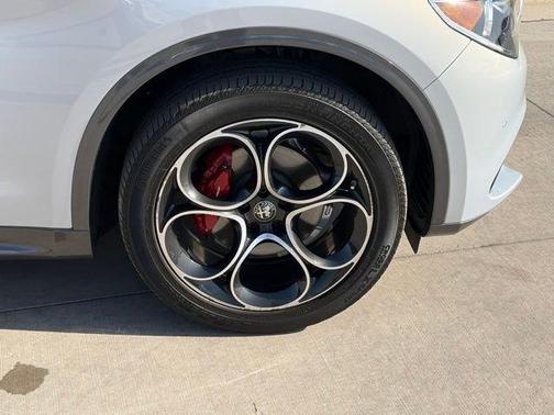 2023 Alfa Romeo Stelvio Ti