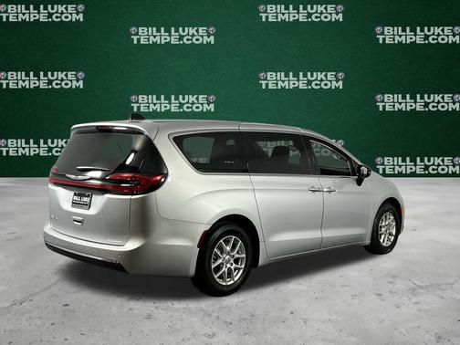 2024 Chrysler Pacifica Touring-L