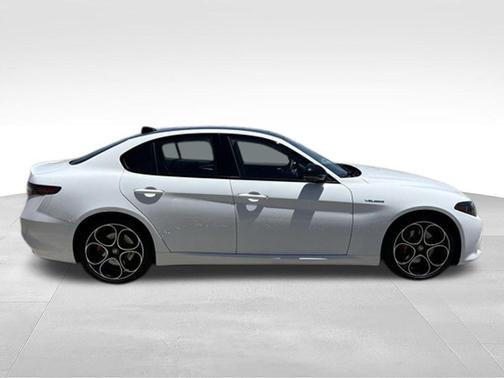 Milano 2025 Alfa Romeo Giulia