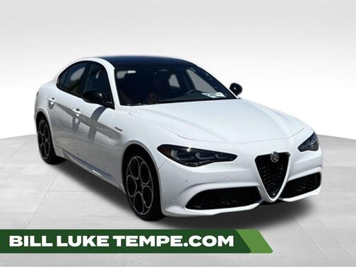 Milano 2025 Alfa Romeo Giulia