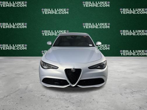 2023 Alfa Romeo Giulia Base