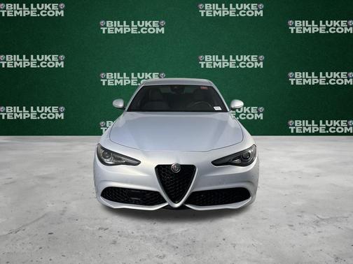 2023 Alfa Romeo Giulia Base