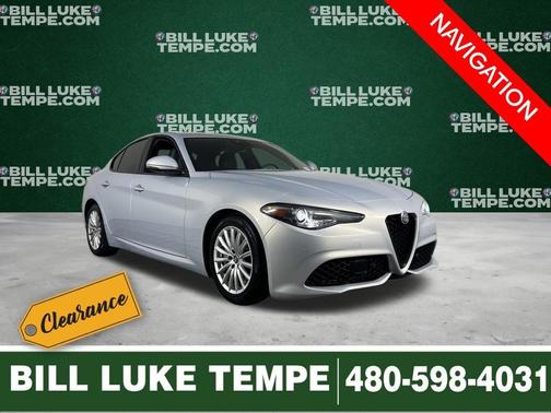 Moonlight Gray Metallic 2023 Alfa Romeo Giulia Base