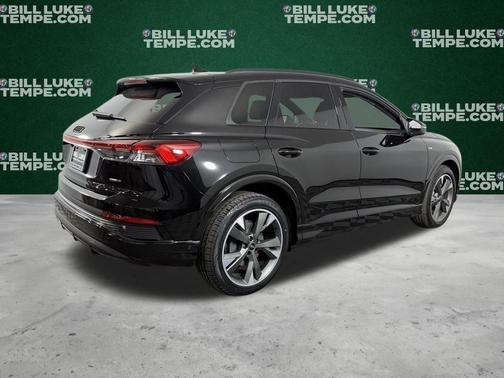 2024 Audi Q4 e-tron 55 quattro Premium