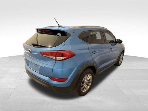 Caribbean Blue 2016 Hyundai TUCSON SE