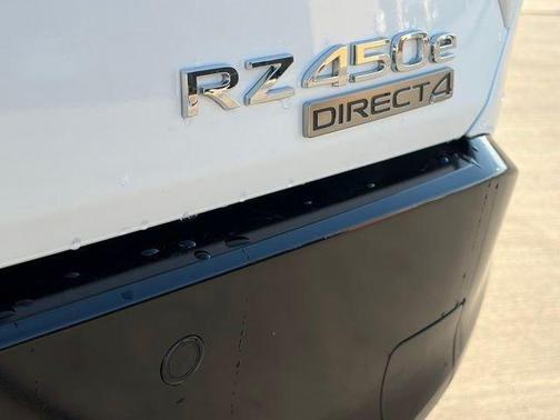 2023 Lexus RZ 450e Luxury