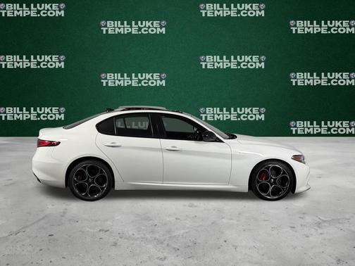 2023 Alfa Romeo Giulia Veloce