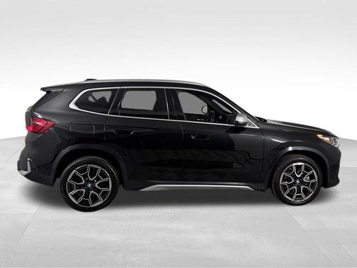Black Sapphire Metallic 2024 BMW X1 xDrive28i