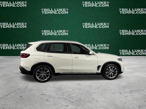 Alpine White 2025 BMW X5 xDrive40i