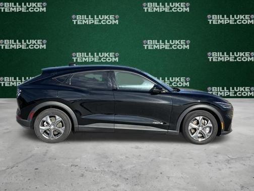 Shadow Black 2022 Ford Mustang Mach-E Select
