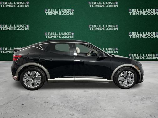 2024 Genesis GV60 Standard