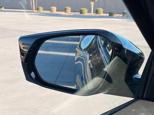 Metal 2025 Kia EV6 Light