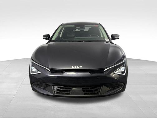 Metal 2025 Kia EV6 Light