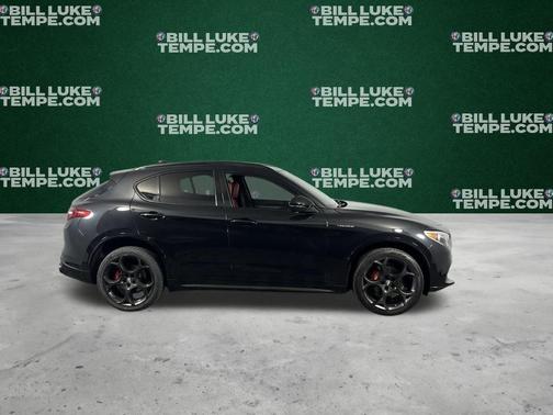 2022 Alfa Romeo Stelvio Veloce