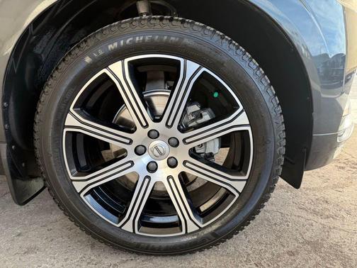 2021 Volvo XC60 T5 Inscription