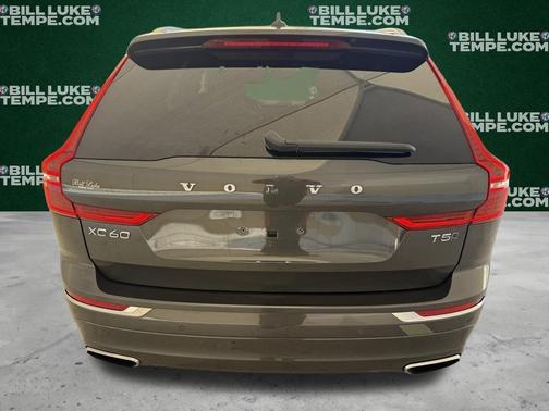 Pine Gray Metallic 2021 Volvo XC60 T5 Inscription