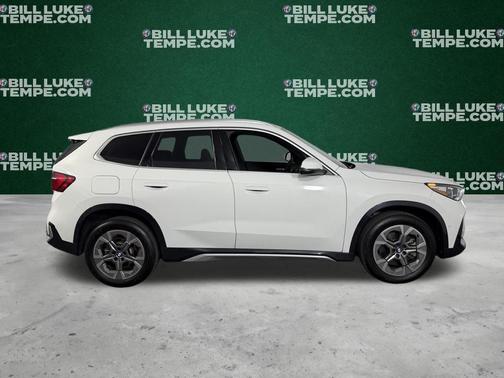 Alpine White 2025 BMW X1 xDrive28i