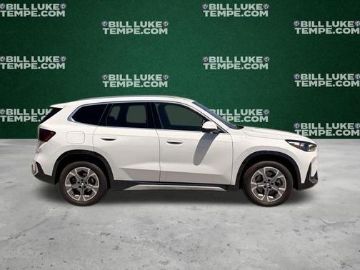 Alpine White 2025 BMW X1 xDrive28i