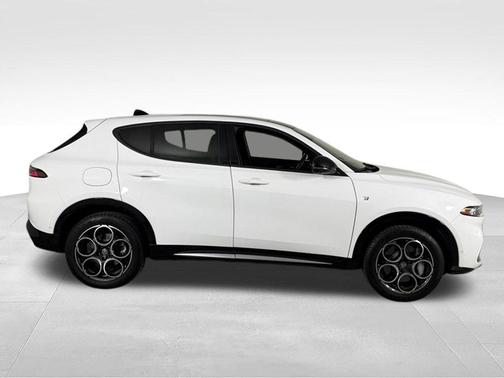 Alfa White 2024 Alfa Romeo Tonale Ti