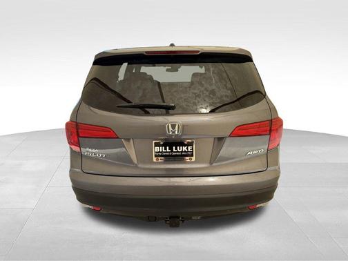 Modern Steel Metallic 2017 Honda Pilot EX-L