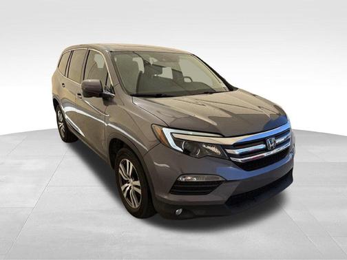 Modern Steel Metallic 2017 Honda Pilot EX-L