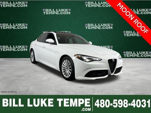 2022 Alfa Romeo Giulia Base