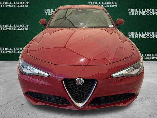 2021 Alfa Romeo Giulia Base