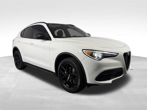 Alfa White 2021 Alfa Romeo Stelvio Base