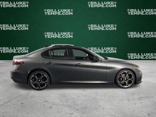 2022 Alfa Romeo Giulia Veloce