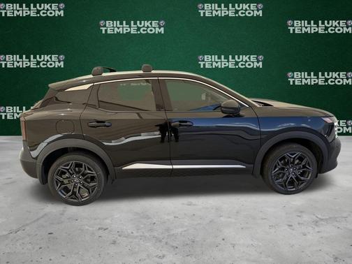 Super Black 2025 Nissan Kicks SR