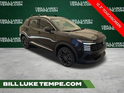 Super Black 2025 Nissan Kicks SR