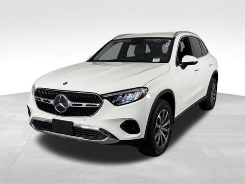 Polar White 2024 Mercedes-Benz GLC 300 Base