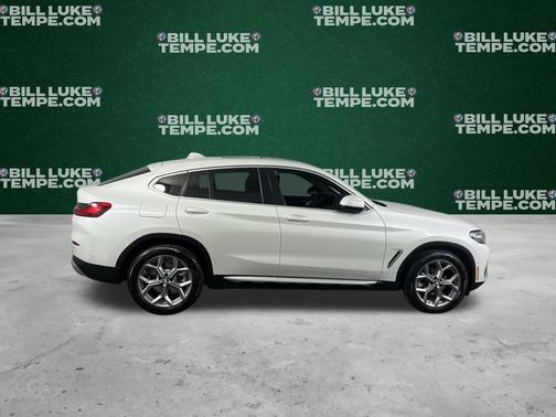 2024 BMW X4 xDrive30i